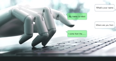 chatbots versus live chat